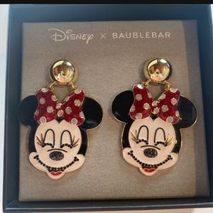 Minnie Mouse Earrings ❤️